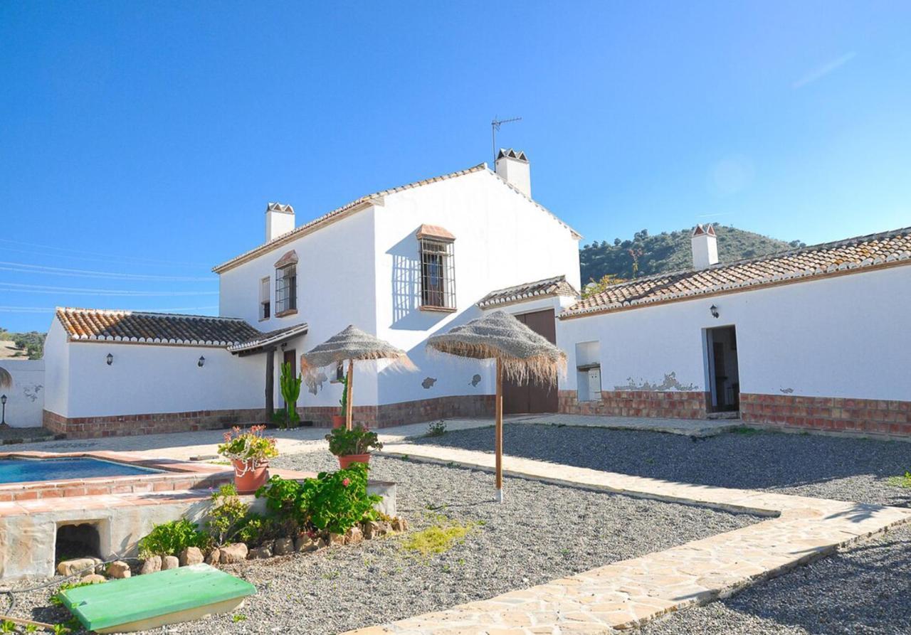 Cortijo Las Caballerias Алора Екстериор снимка