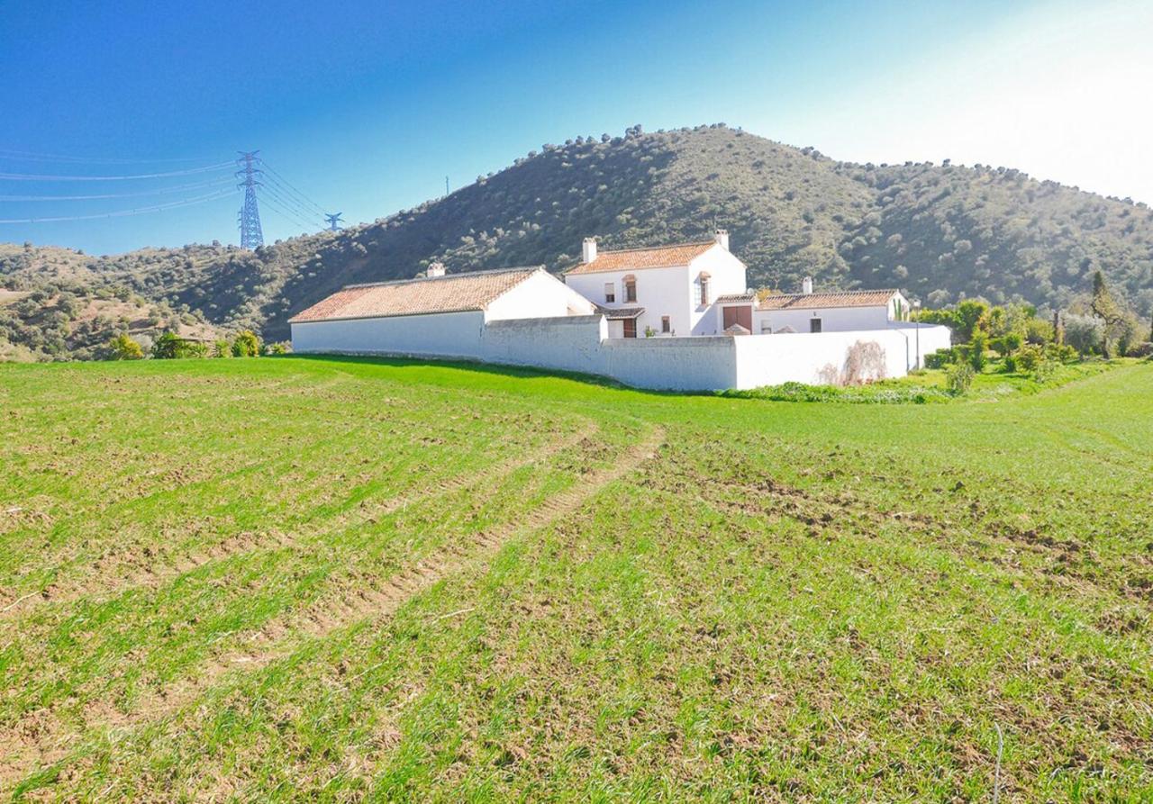 Cortijo Las Caballerias Алора Екстериор снимка